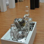 скульптурные объекты Ольги Победовой (оптическое стекло). "Иллюзия объекта", сталь, оптическое стекло